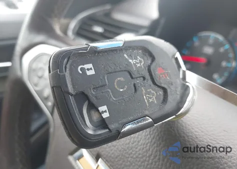 2017 Chevrolet Suburban Premier from USA, damaged, VIN 1GNSKJKC4HR141202